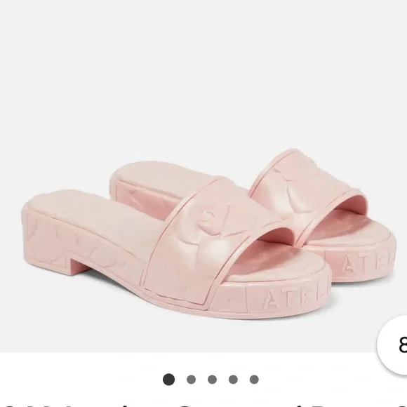 Valentino Garavani Atelier Rose Slide in Rose Quartz - Picture 11 of 11